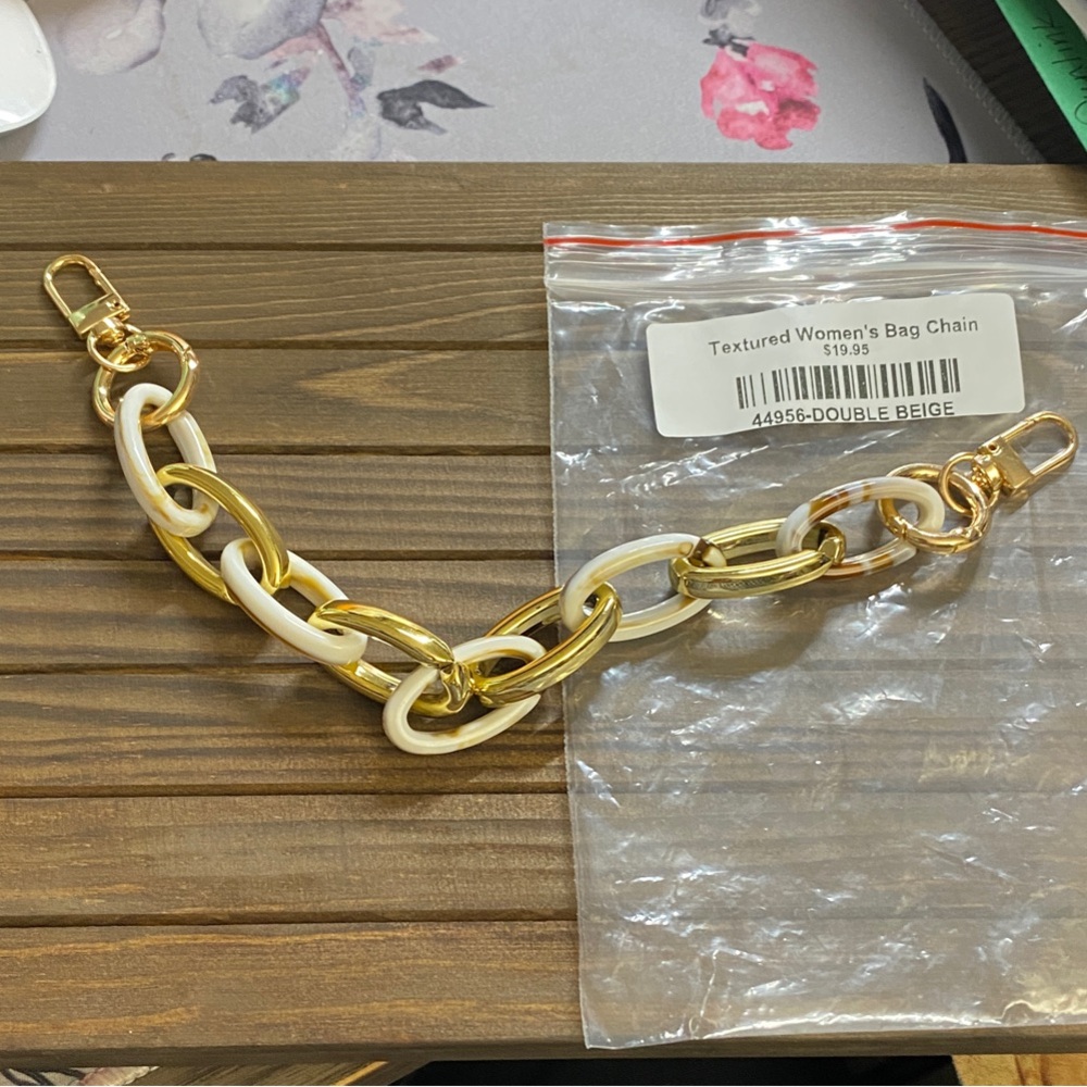 NWT Gold and Cream Textured Women’s Bag Chain - Picture 2 of 6